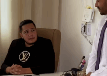 H1313003_Fez CHACOTA do próprio chefe sem saber quem ele realmente era._part2