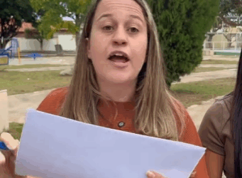 H3015008 Mendigo inteligente dá uma lição em duas mulheres arrogantes part2