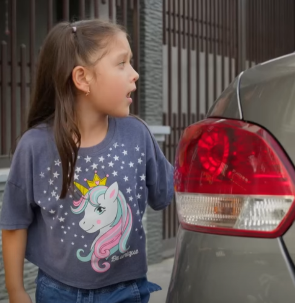 H1410008 Hija descubre que su papá tiene una aventura lo expuso de la mejor manera part2