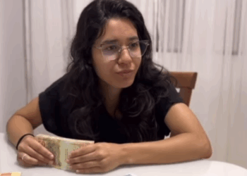 H1606007 Milionária testa seus funcionários lhes dá uma grande surpresa part2