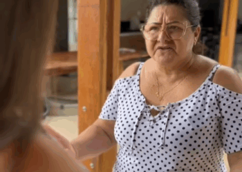 H1615005 Achei uma Calc1nha dentro da bolsa do meu marido,só não imaginei como foi parar lá part2