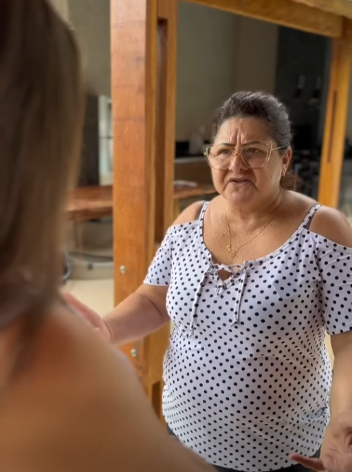 H1615005 Achei uma Calc1nha dentro da bolsa do meu marido,só não imaginei como foi parar lá part2