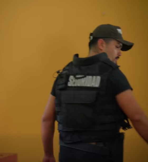 H1710002 Joven arriesgó su libertad por una buena acción una madre la vida le devolvió el favor part2