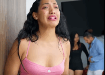 H1710010 Se disfrazó de lámpara para sorprender su esposo pero la sorpresa fue para ella part2