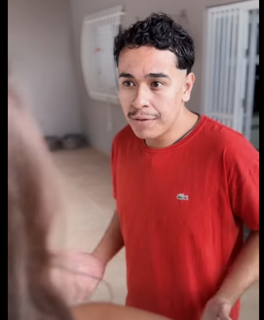 H1715004 Eu faço de tudo,mas meu Marido só me critica,não me apoia em nada passa as coisas na cara,acho que cansei part2