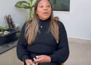 H1809002 Ela não quer saber da irmã por causa do tratamento da mãe parte 2