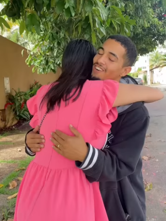 H2111002 Ele roub0u uma mulher, mas ela pediu algo que ele não esperava part2