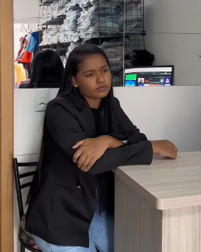 H2111003 Ele destratou essa mulher sem saber que ela era dona da loja recebeu lição part2