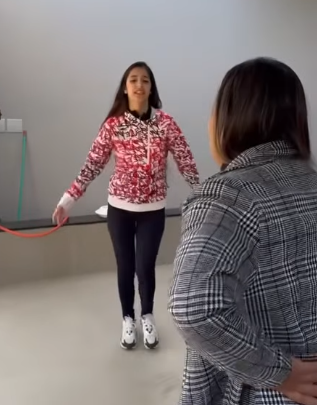 H2209007 Fingia se de doente para despertar pena