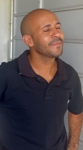 H2213004 Patroa deu um colar para sua funcionária mais ela teve uma surpresa inesperada parte 2