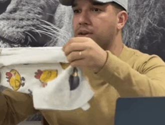 H2406004 Ele SE RECUSOU dar dinheiro part2