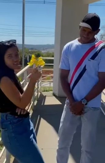 H2413001 Ela não quis ele por ser pobre até ver quem ele era, só que ela ficou de boca aberta part2