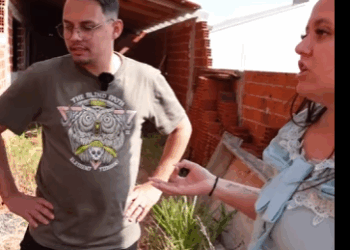 H2501006 Ele usou todo DINHEIRO para comprar uma casa VELHA part2