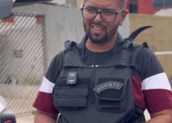 H2706002 Nunca mexa com filha de um comandante part2