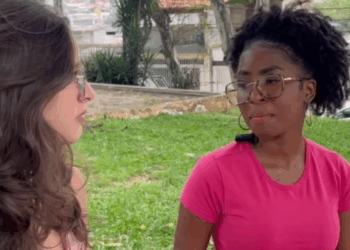 H2709009 Milionário prende sua filha com uma sem teto para dar lhe lição de sua vida, ela só não imaginava que part2