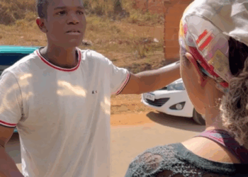 H2811004 Filho F4LECID0 manda bilhete para mãe part2