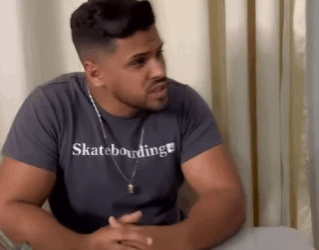 H2811002 Ele ab4ndonou sua Esposa porque era novo part2