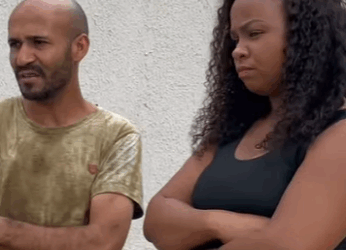 H2813010 Zombou do vizinho porque não podia pintar casa dele, que final trimmed part2