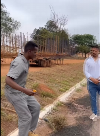 H2911010 Ele não era valorizado no seu trabalho, ate que um dia part2