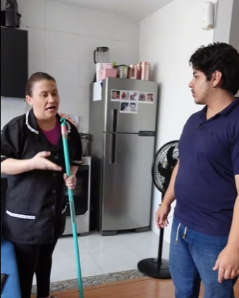 H0501002 Empregada não lava roupas patrão se enfurece part2