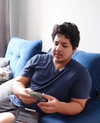 H0501006 Empregada achou mil embaixo do fogao part2