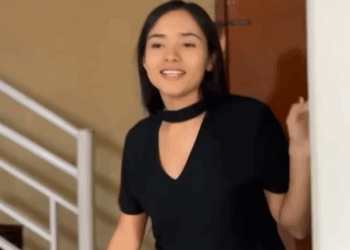 H1505007 Eles zombaram dela fizeram ela se sentir mal ela se vingou assim part2