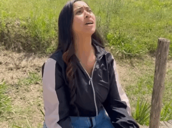 H1609001 Depois de muito tempo no exterior, está jovem voltou para lar que mãe lhe deixou part2