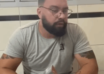 H1705003 Tratava uma filha bem outra mal, até que vida lhe deu uma grande lição part2