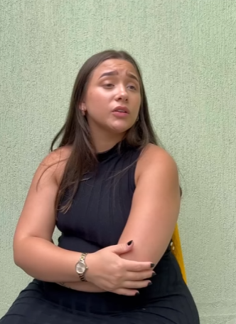 H1709001 Esse homem não dava nada para sua esposa, porque todo dinheiro era para guardar guardar part2