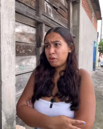 H1803003 Quem chega de surpresa pode sair com tristeza part2