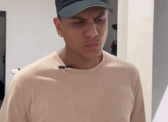 H2003002 Esta jovem não sabia que tinha que cuidar mais das coisas dos outros mais do que as suas próprias coisas, olha que ela fazia part2