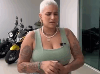 H2109002 Este homem ia até vizinha para lhe guardar almoço,e ela ajudava porque achava que ele não tinha nada até que part2