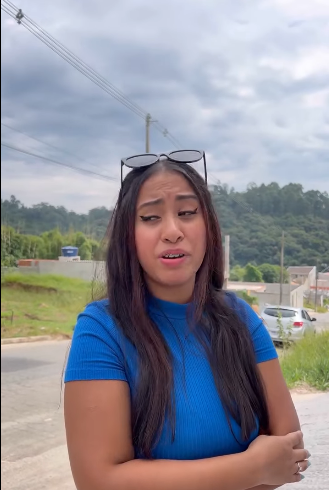 H2203003 Coloque se no meu lugar depois fale sobre mim part2