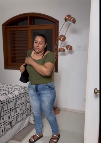 H2206009 Inacreditável que essa tia invejosa, teve coragem de fazer com sua própria sobrinha part2