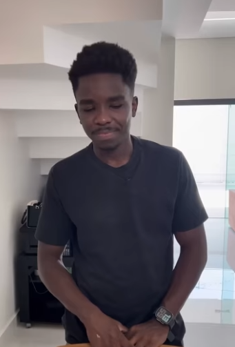 H2216010 mãe deles visitou os, sem imaginar que iria descobrir part2