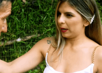 H2507005 Mujer adinerada hizo esto por un mendigo que esta muy enfermo, estas fueron sus razones parte 2