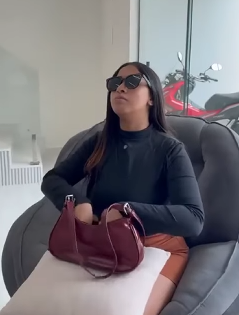 H0409009 Me fingi de cega para ver mentira da minha irmã part2