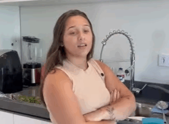 H2603002 Ela foi até casa da filha só para criticar, final inesperado part2