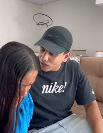 H2703001 Casal finge conhecer essa mulher para salvá la de algo muito ruim part2