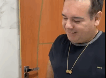 H2708001 Ele fez isso para salvar esta avo de um fim terri vel parte 2