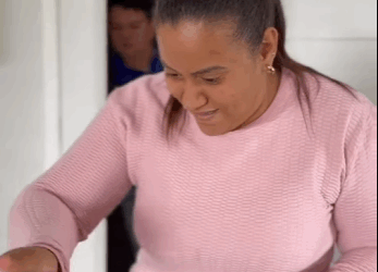 H2706005 Amiga invejOsa tenta acabar com mulher grávida part2