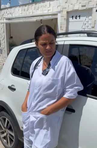 H2714004 Recebia mil reais gastava em um dia, no outro saia pra pedir comida na casa da mãe part2