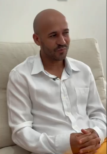 H0413005 Foi menosprezado por sua aparência em entrevista de emprego part2