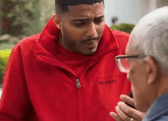 H2801001 Você colocaria sua foto no celular de um estranho Ela fez isso motivo incrível! part2