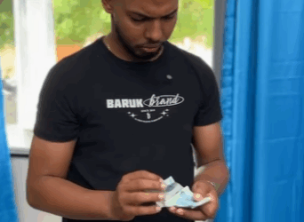 H2901001 Patra surpreende funciona ria com atitude inesperada part2