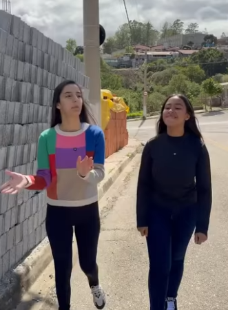 H2909007 Ela fez mesmo com marido part2