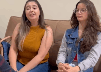 H0805008 Menina rica fingiu ser pobre para testar sua nova babá part2