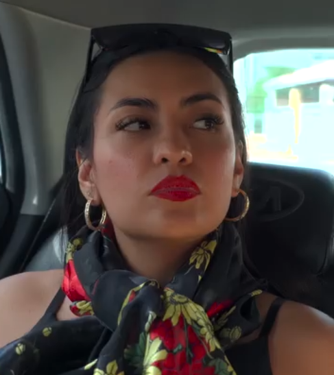 H0810002 En un taxi descubrió el mejor regalo de navidad part2