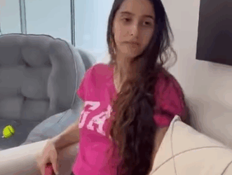 H0909004 Minha irmã sempre compra mesmo que eu part2