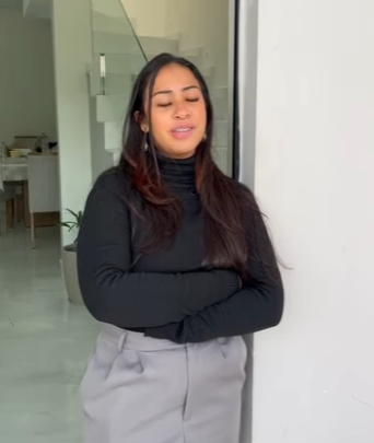 H1015004 mãe dela não aceita habilidade das amigas part2